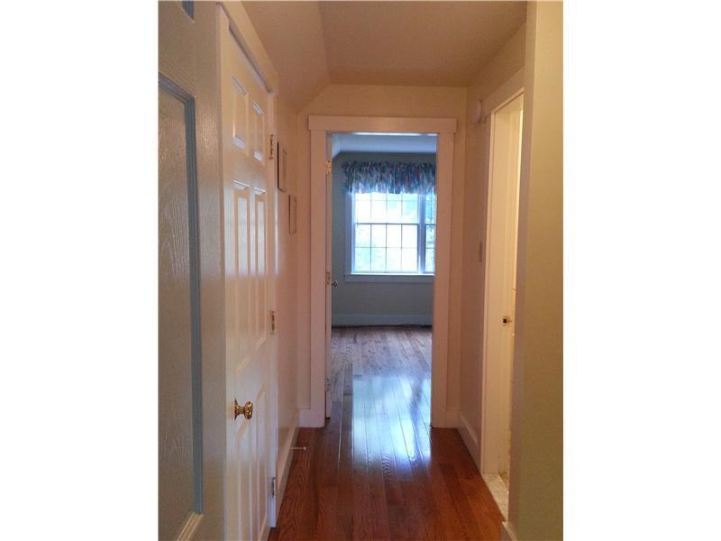 15 North Village Road York, ME 03902 - Photo 14 of 17 Interior Space/Layout. 2nd fl Hallway