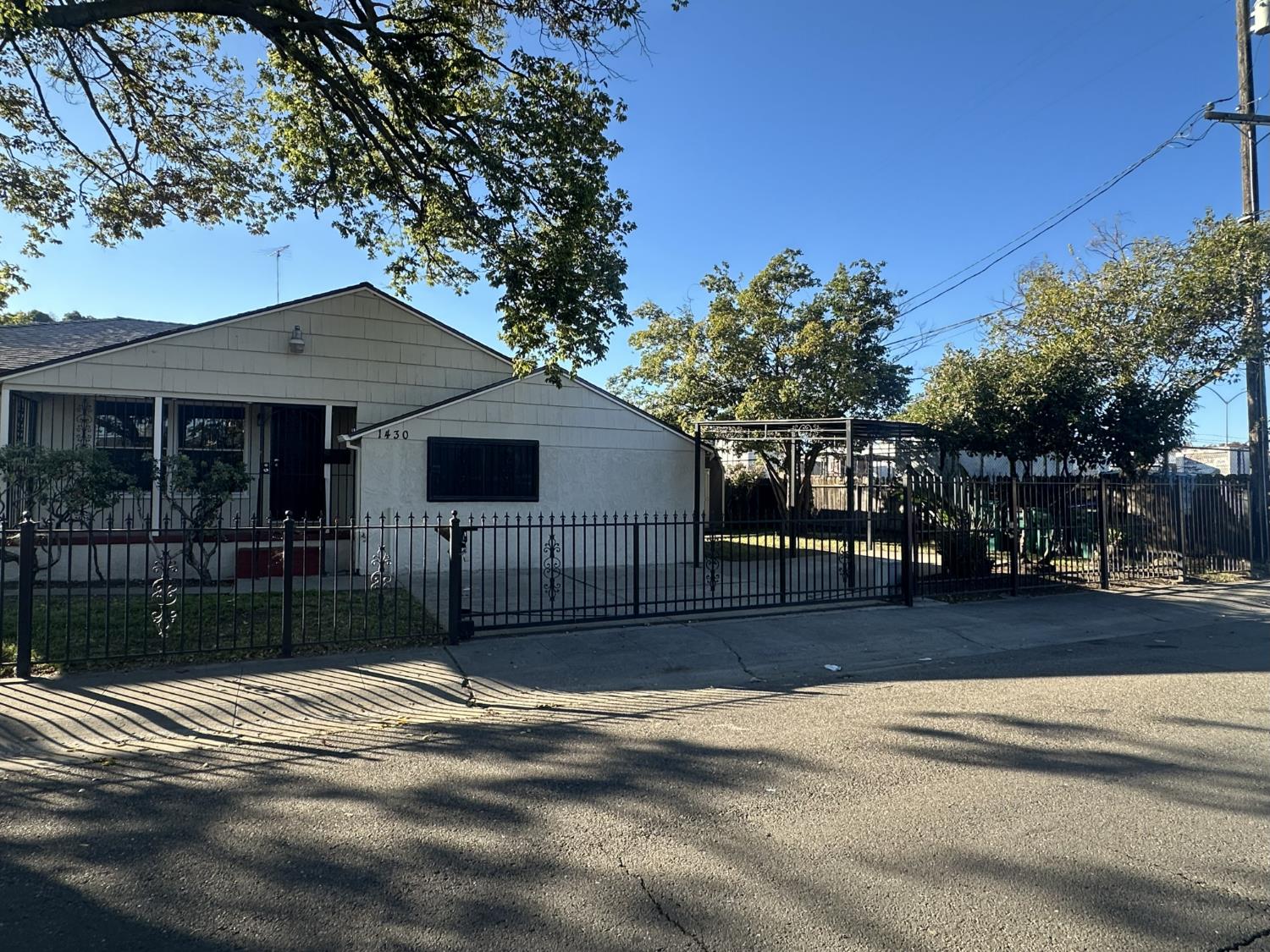 1430 East Seventh Street Stockton, CA 95206 - Photo 2 of 20