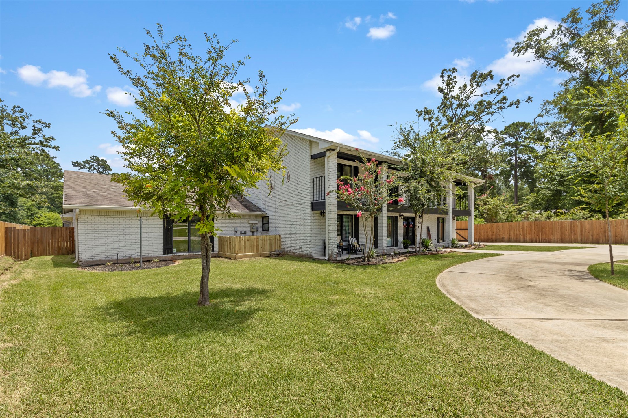 18022 Rogers Road New Waverly, TX 77358 - Photo 7 of 49 Side View