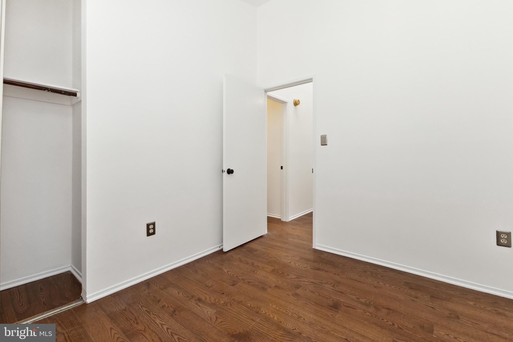 2480 Ridgehampton Court Reston, VA 20191 - Photo 11 of 25 a view of an empty room