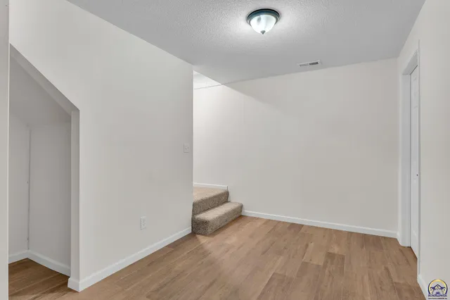 $174,900 | 6040 Southwest 25th Street, Topeka, KS 66614