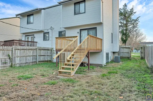 $174,900 | 6040 Southwest 25th Street, Topeka, KS 66614