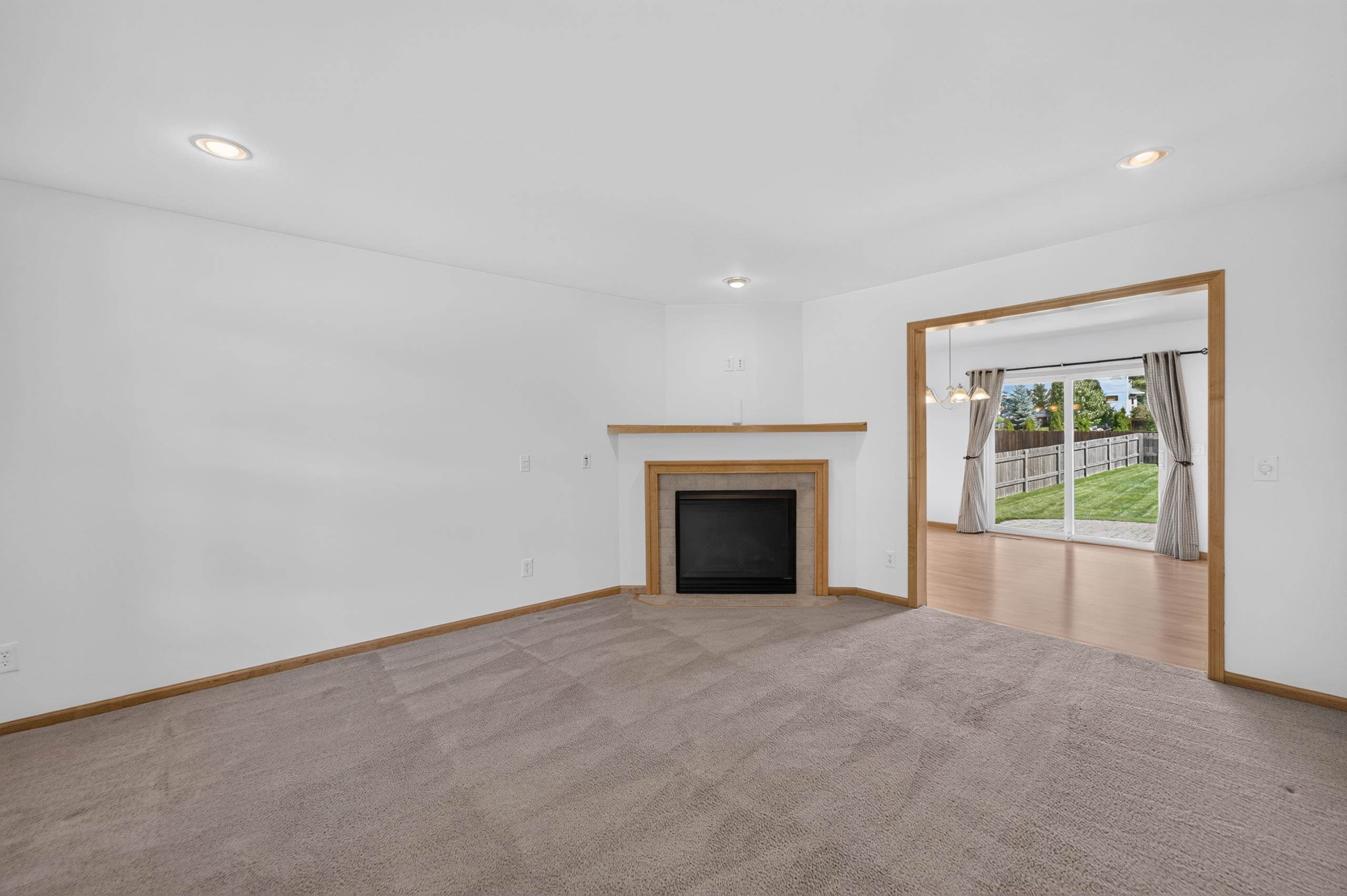 7722 Crawling Stone Road Madison, WI 53719 - Photo 5 of 38 Gallery Image 5