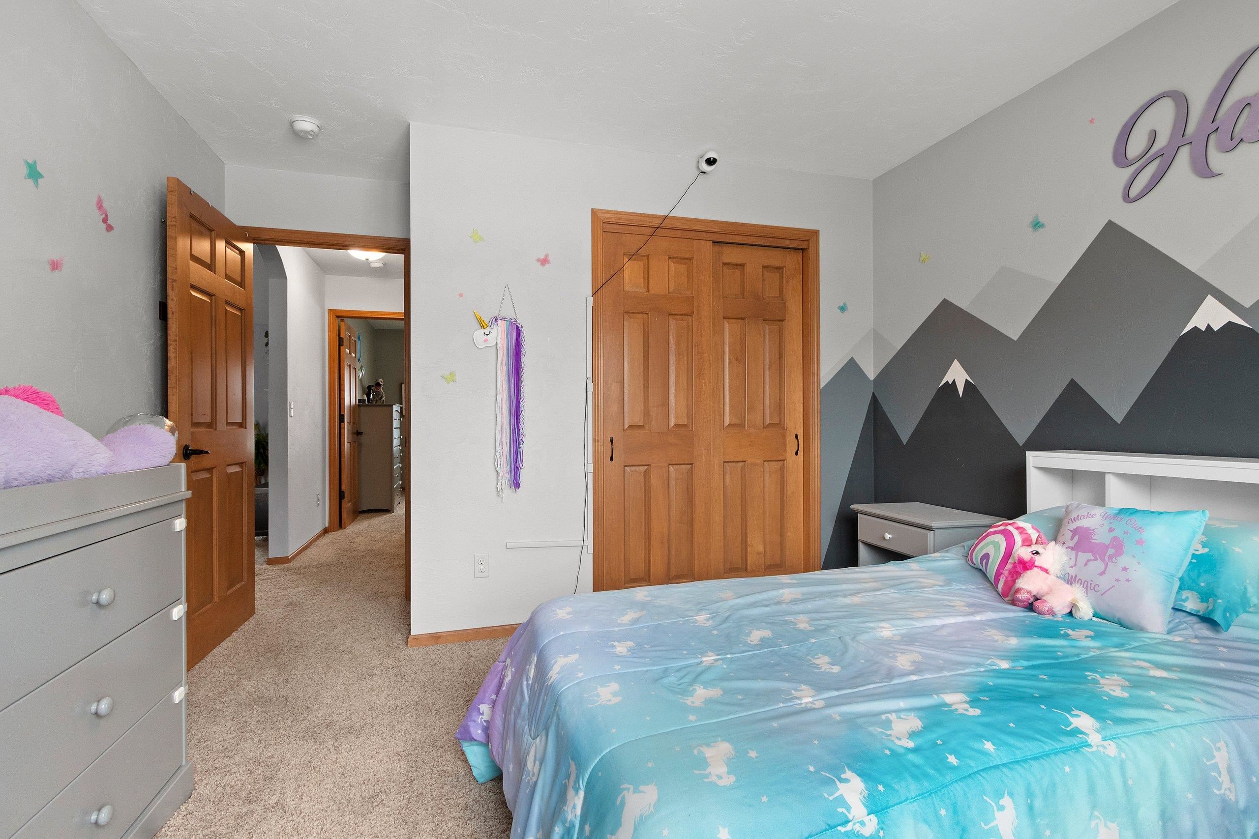 1012 Tana Lane Menasha, WI 54952 - Photo 30 of 44