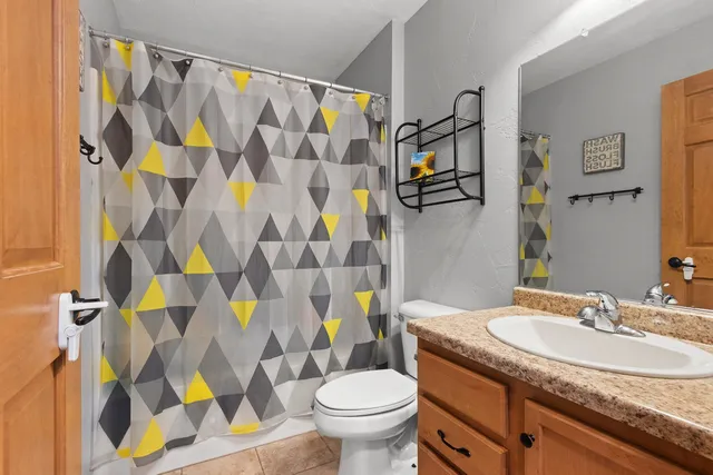 $409,900 | 1012 Tana Lane, Menasha, WI 54952