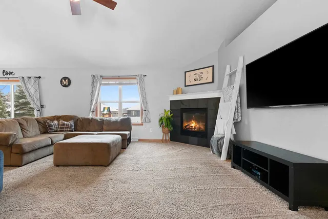 $409,900 | 1012 Tana Lane, Menasha, WI 54952