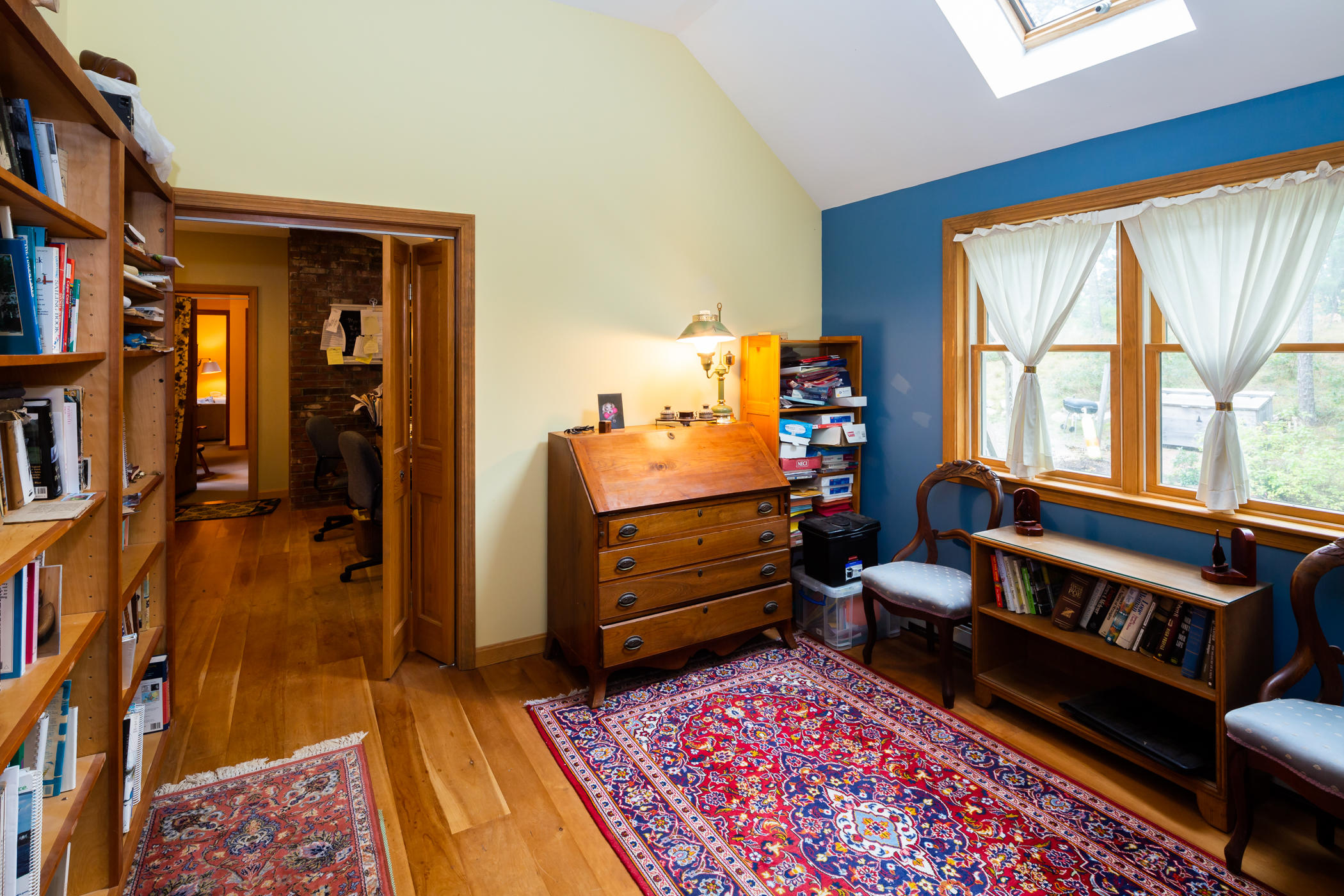 45 Marven Way Wellfleet, MA 02667 - Photo 12 of 37 a room with furniture and a rug