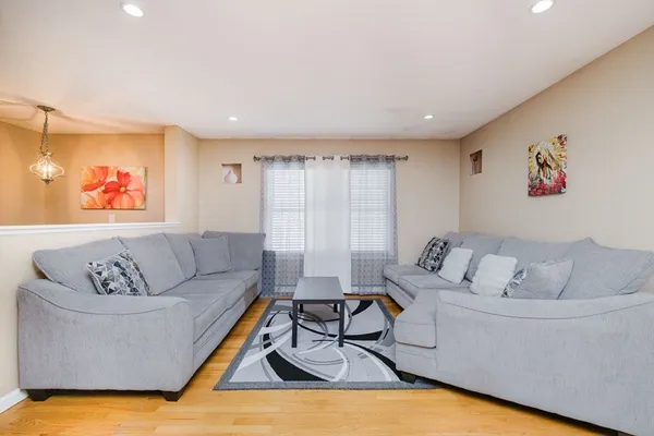 $509,900 | 3 Diamond Street, Fairhaven, MA 02719