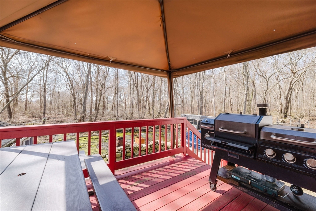 3 Diamond Street Fairhaven, MA 02719 - Photo 29 of 35