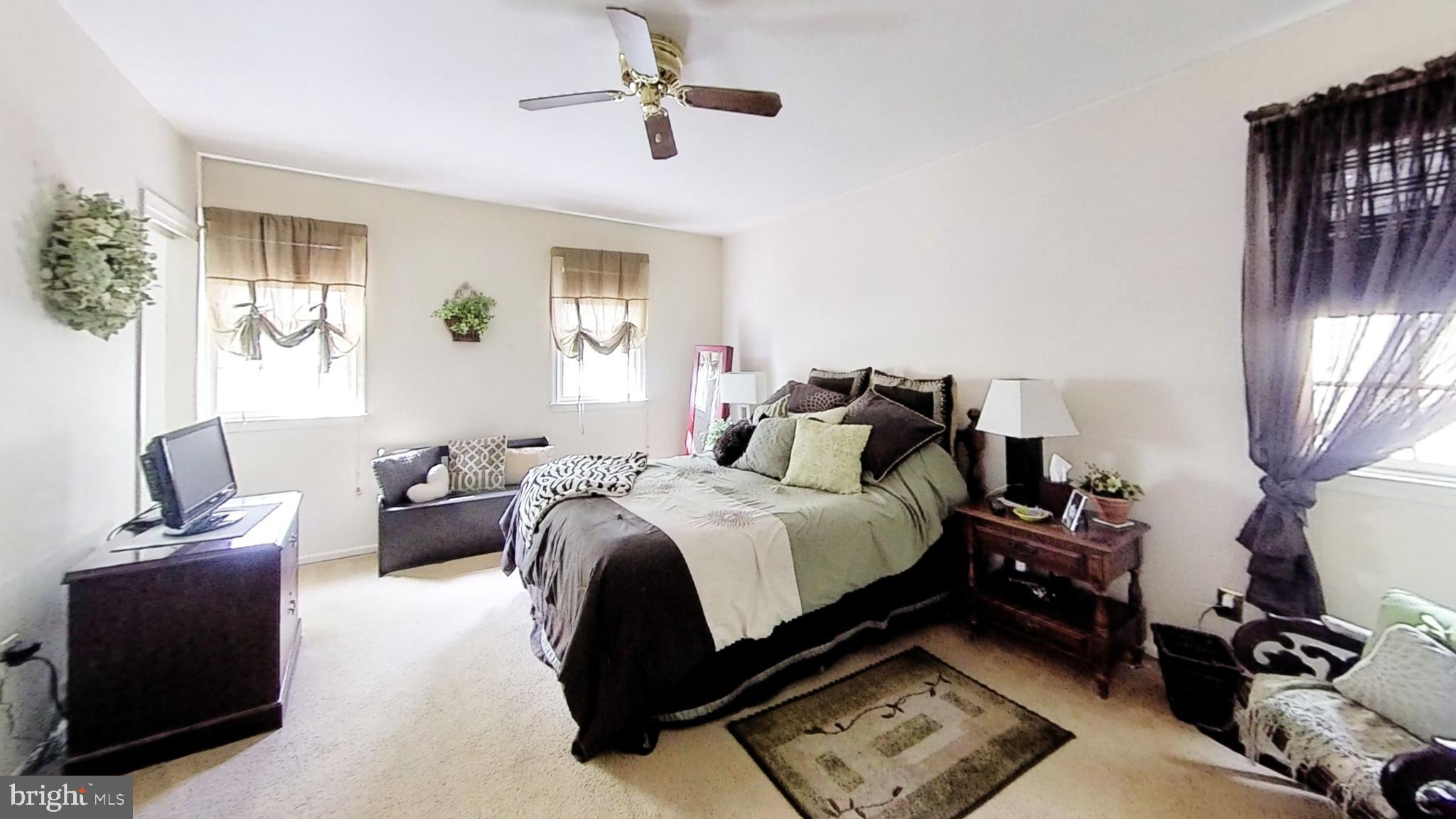 347 Richard Road Yardley, PA 19067 - Photo 16 of 25 Gallery Image 16