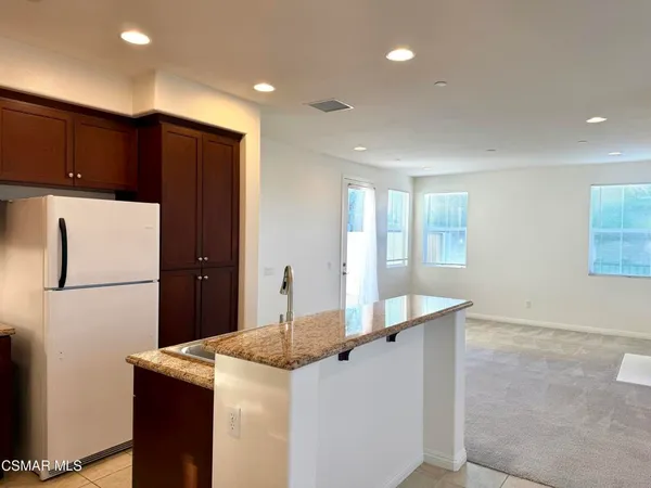 $3,950 | 62 Secret Hollow Lane, Unit 77, Newbury Park, CA 91320