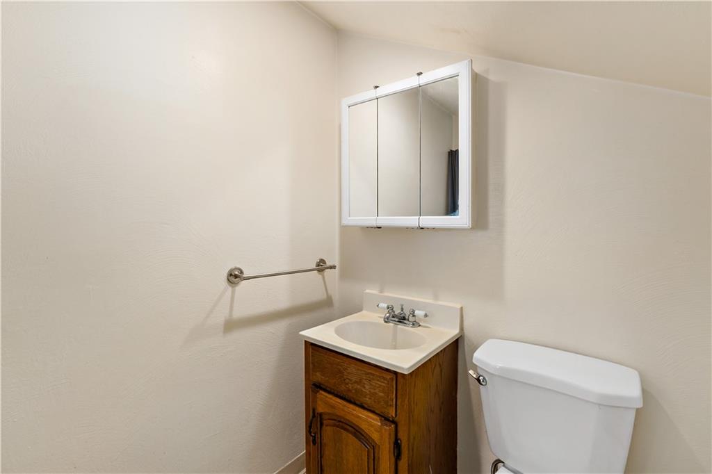 342 West Bruceton Road Pittsburgh, PA 15236 - Photo 10 of 32 Gallery Image 10