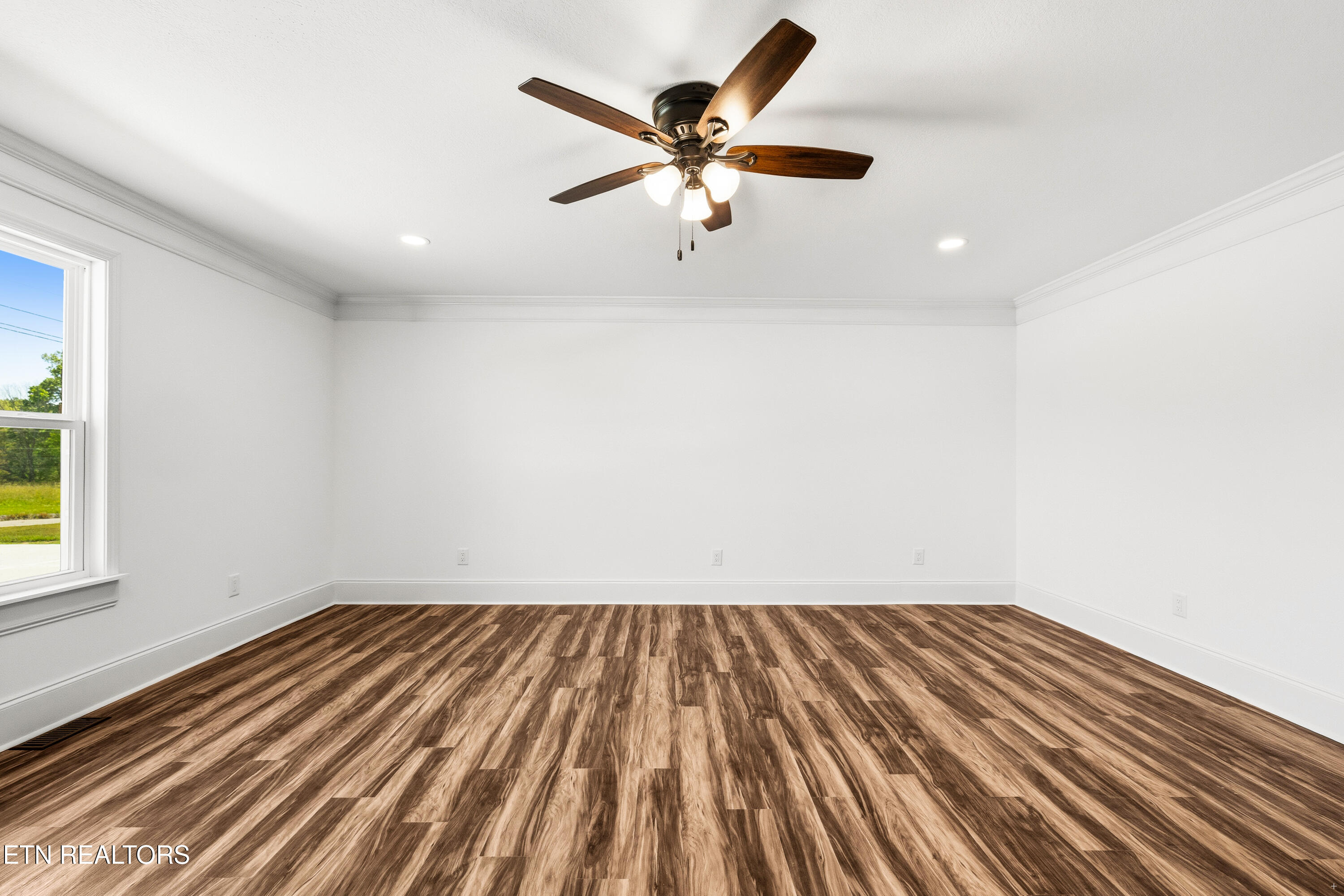 141 Neal Drive Rutledge, TN 37861 - Photo 14 of 24 Bedroom 2