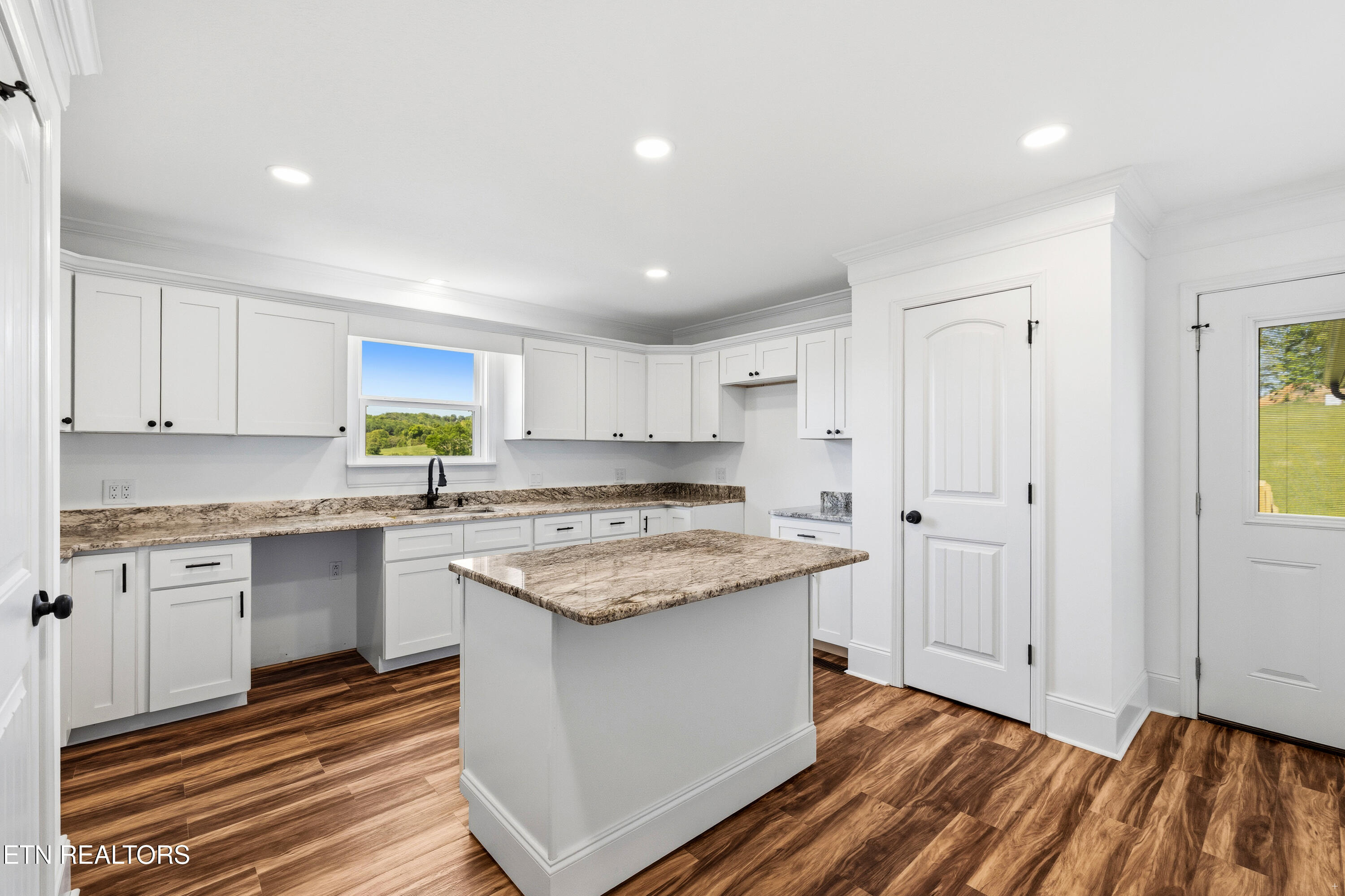 141 Neal Drive Rutledge, TN 37861 - Photo 6 of 24 Kitchen