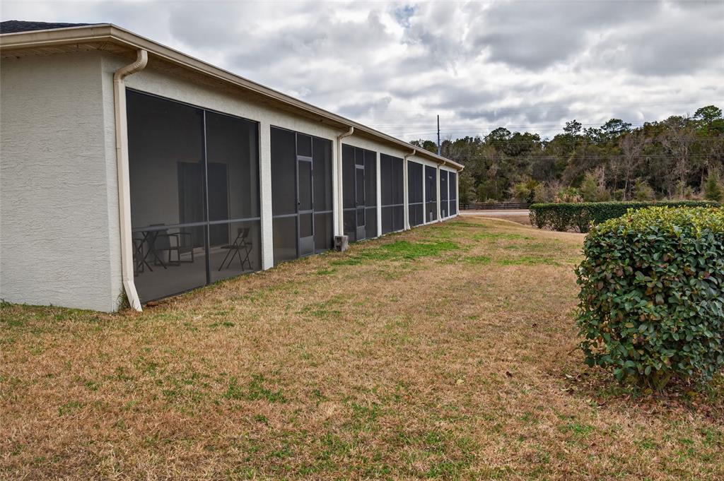3415 West Anthony Road, Unit 303 Ocala, FL 34475 - Photo 24 of 29 a view of a backyard
