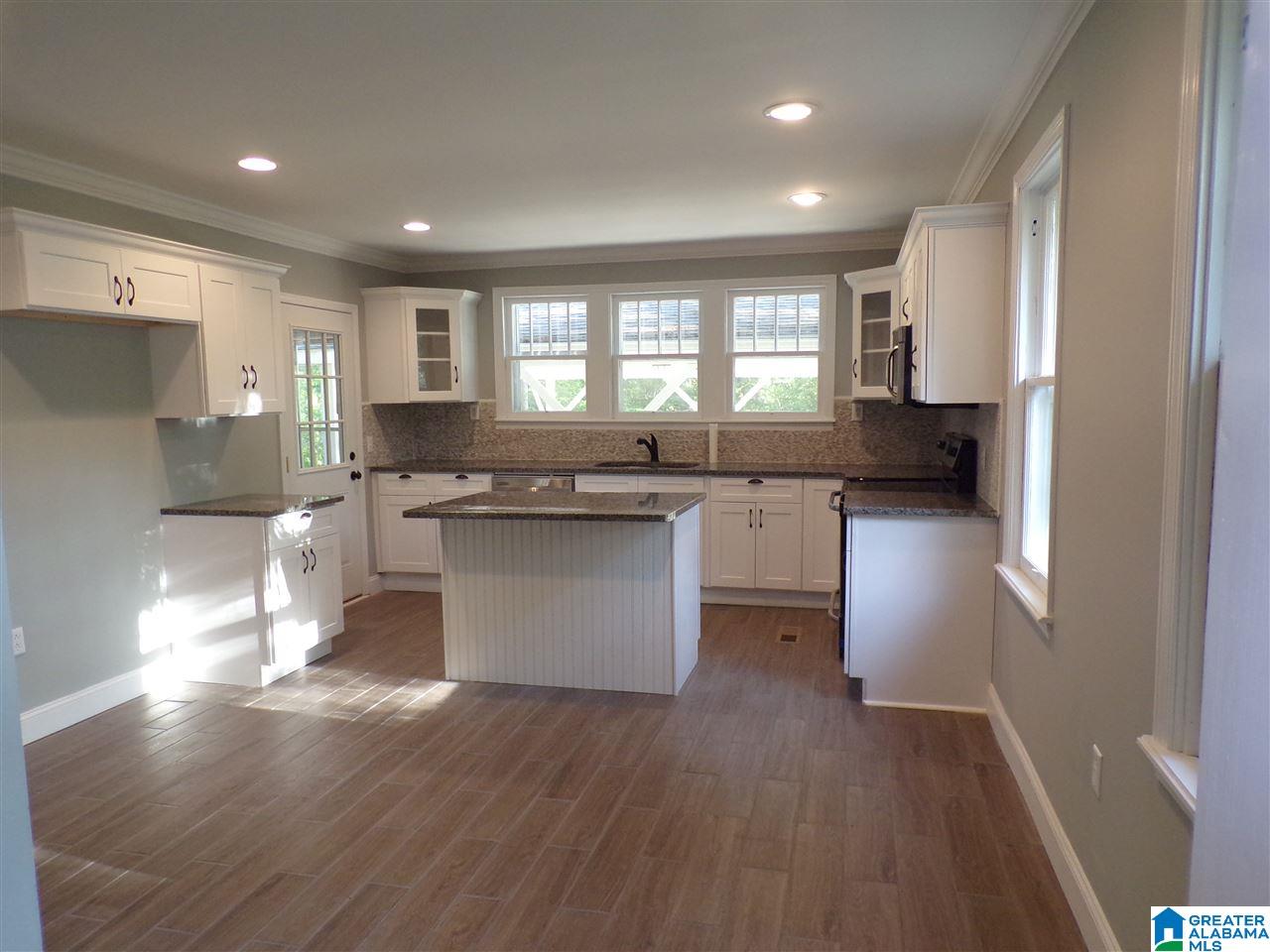 104 Austin Avenue Southwest Cullman, AL 35055 - Photo 7 of 22