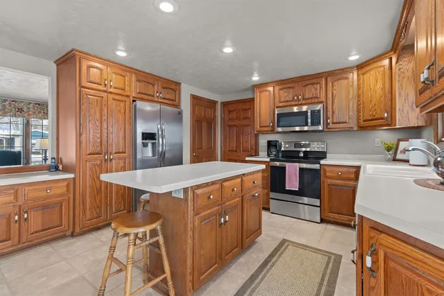 $365,000 | 1258 Circle Drive, Green Bay, WI 54313