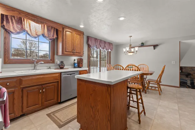 $365,000 | 1258 Circle Drive, Green Bay, WI 54313