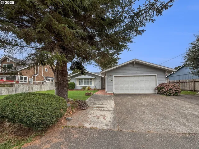 $469,000 | 1330 Crissey Circle, Brookings, OR 97415