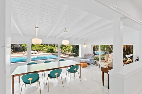 $2,600,000 | 4510 Ingraham Highway, Coral Gables, FL 33133