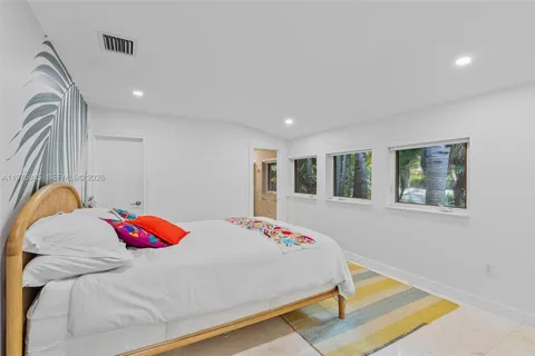 $2,600,000 | 4510 Ingraham Highway, Coral Gables, FL 33133