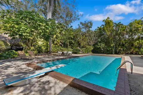 $2,600,000 | 4510 Ingraham Highway, Coral Gables, FL 33133