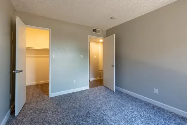 a view of empty room with window