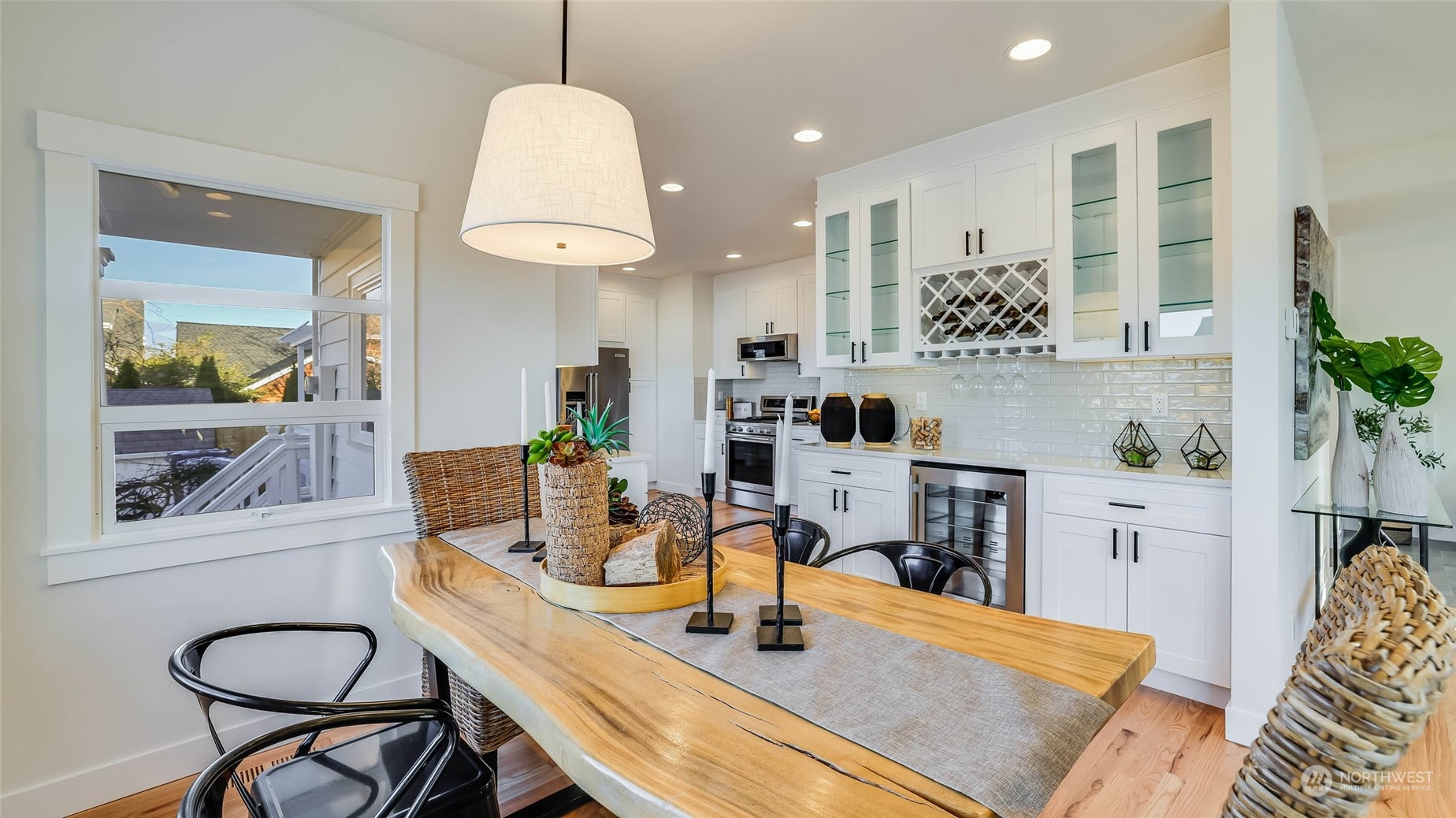 1018 North 34th Street Renton, WA 98056 - Photo 14 of 40 a dining room with furniture and window
