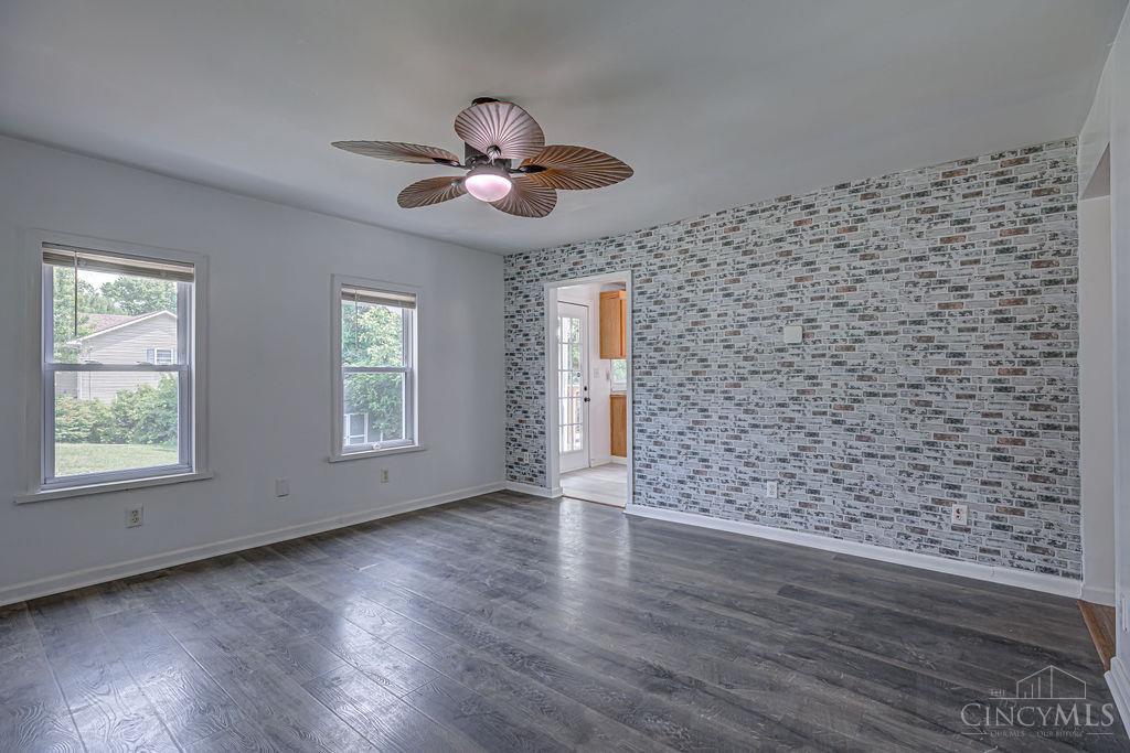 8131 Thomas Road Middletown, OH 45042 - Photo 6 of 32
