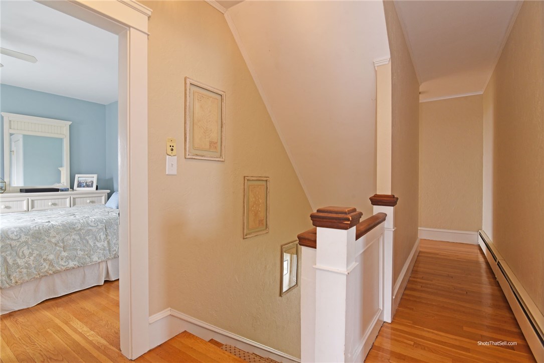 27 Chiswick Road Cranston, RI 02905 - Photo 19 of 29