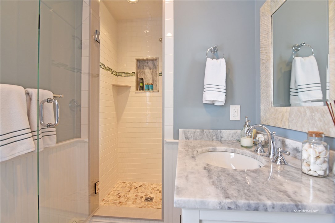 27 Chiswick Road Cranston, RI 02905 - Photo 27 of 29