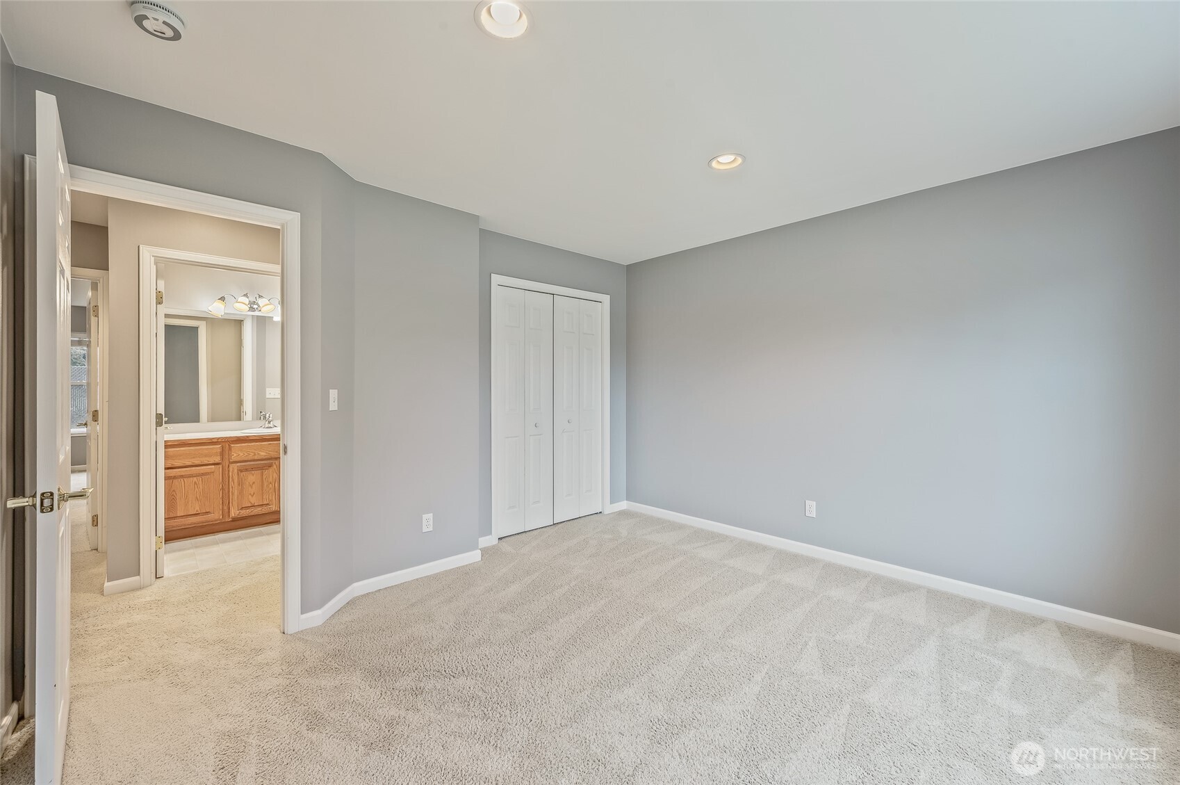 1503 Castlerock Avenue Wenatchee, WA 98801 - Photo 19 of 37 a view of an empty room