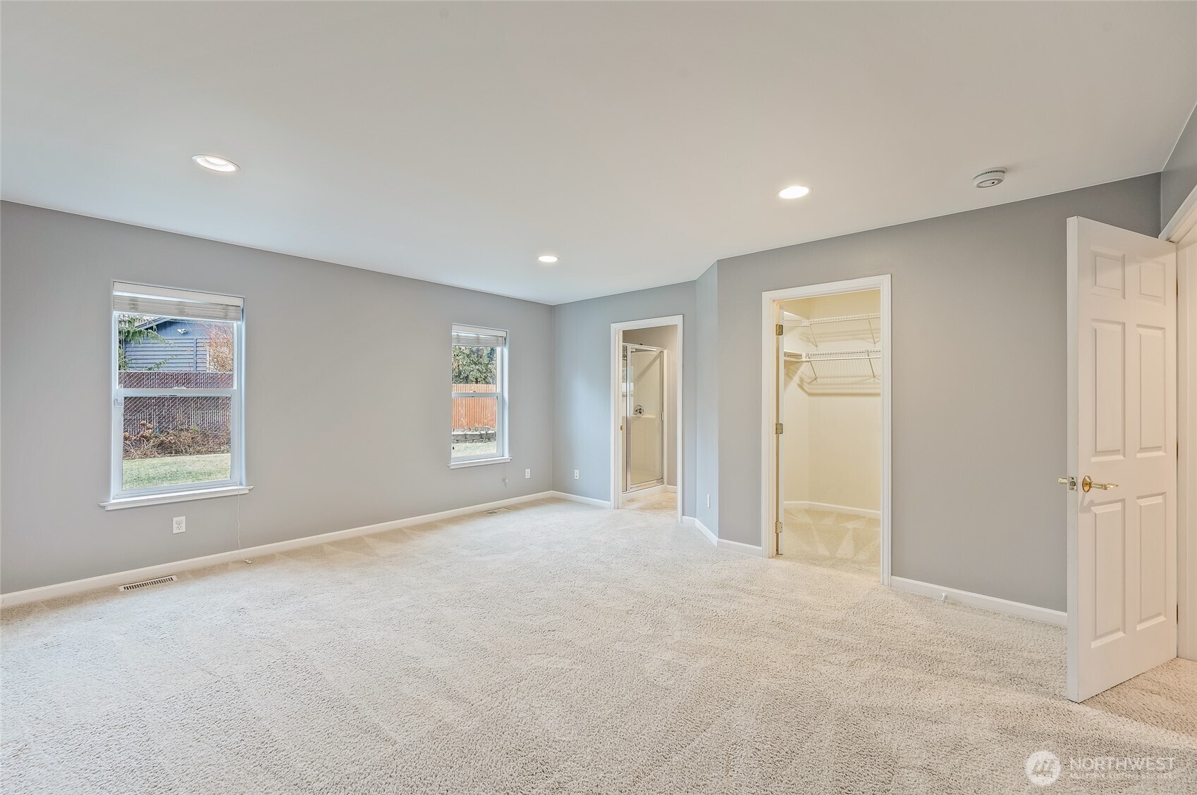 1503 Castlerock Avenue Wenatchee, WA 98801 - Photo 21 of 37 a view of an empty room with a window