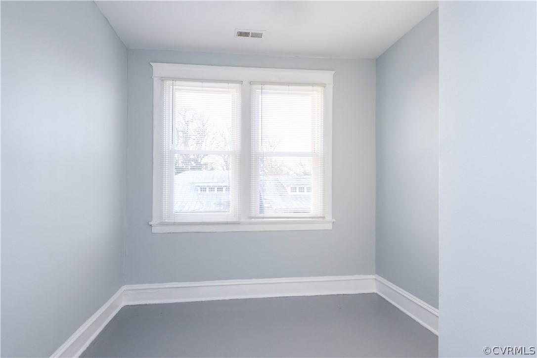 3103 Letcher Avenue Richmond, VA 23222 - Photo 40 of 50 an empty room with a window