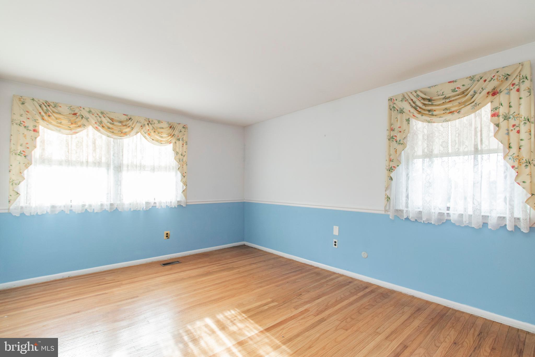 651 Lexington Road Warminster, PA 18974 - Photo 32 of 63 Gallery Image 32