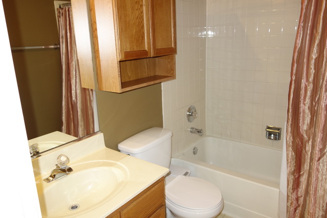 8250 Ripple Ridge Darien, IL 60561 - Photo 14 of 16