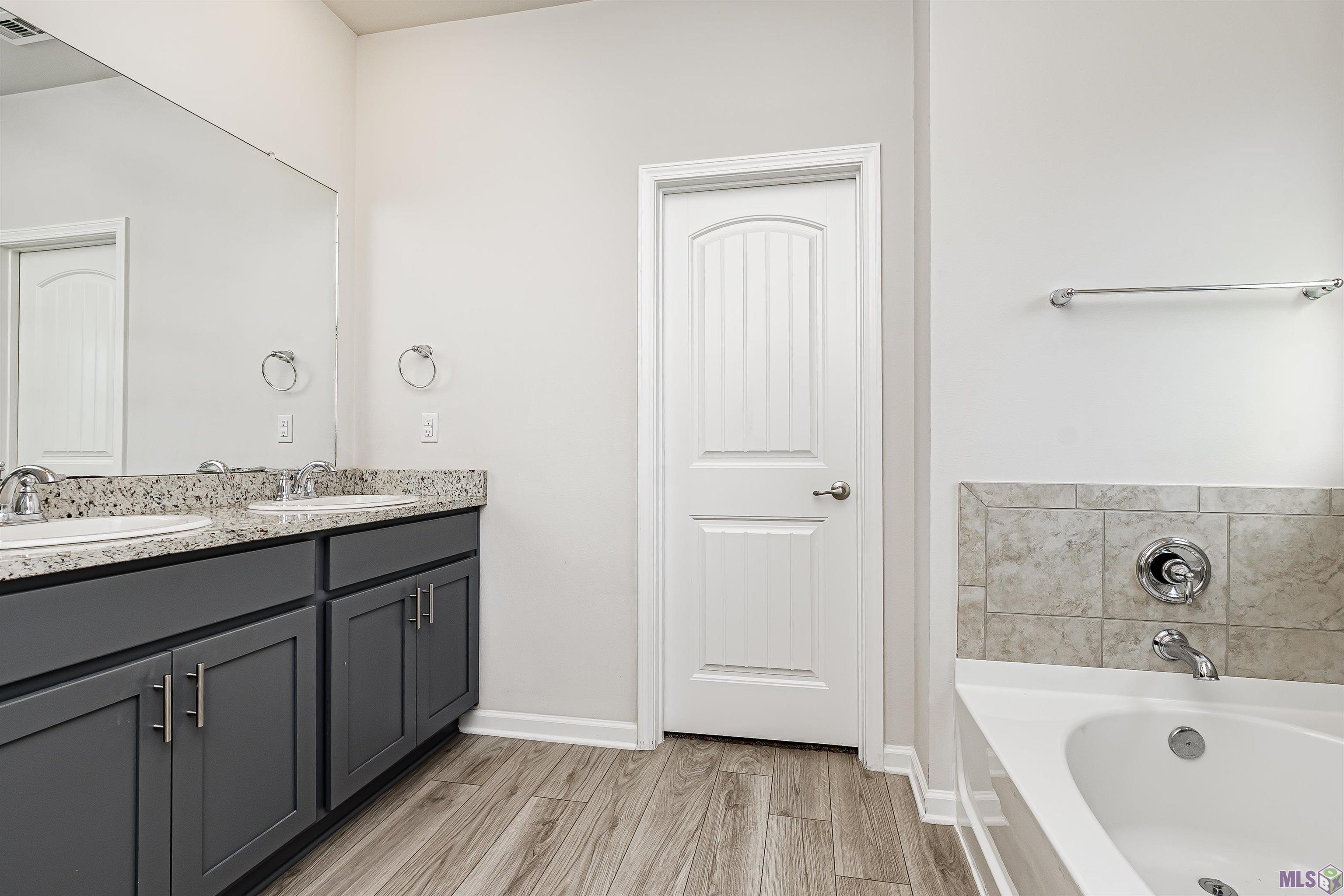 4737 Mendocino Way Baton Rouge, LA 70817 - Photo 20 of 34