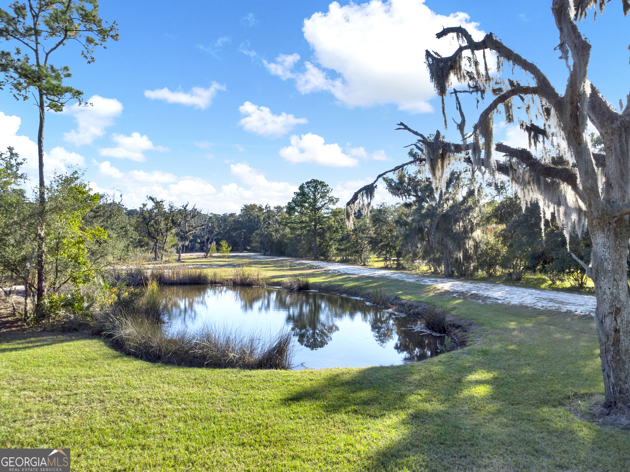 35 Shore Road Savannah, GA 31419 - Photo 8 of 26