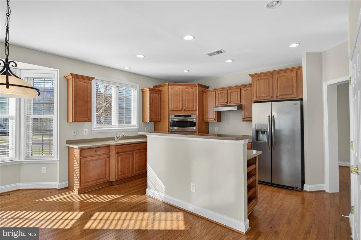 6159 Ferrier Court Gainesville, VA 20155 - Photo 14 of 74 Recessed Lighting