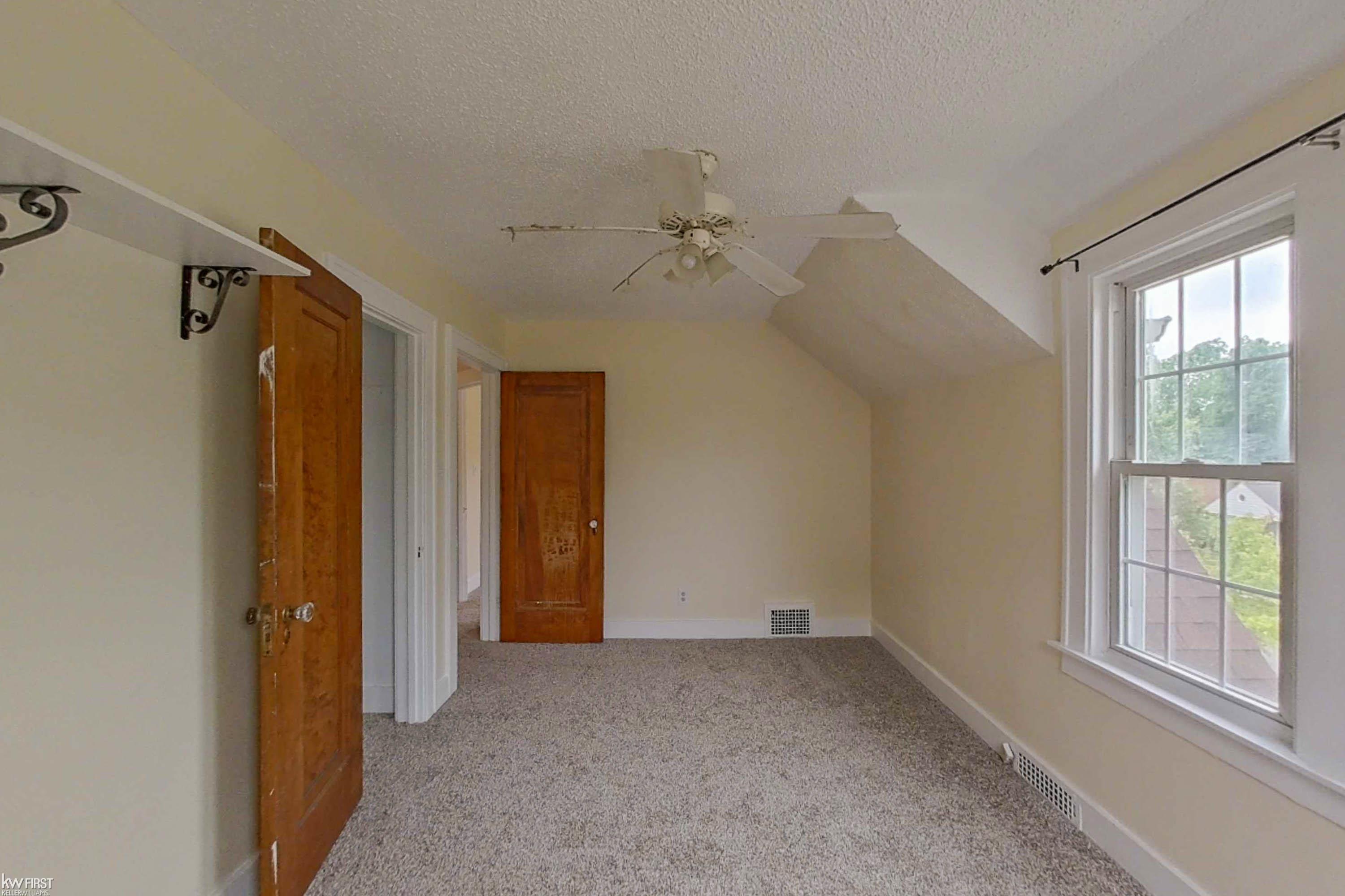 48 East Iroquois Road Pontiac, MI 48341 - Photo 22 of 52