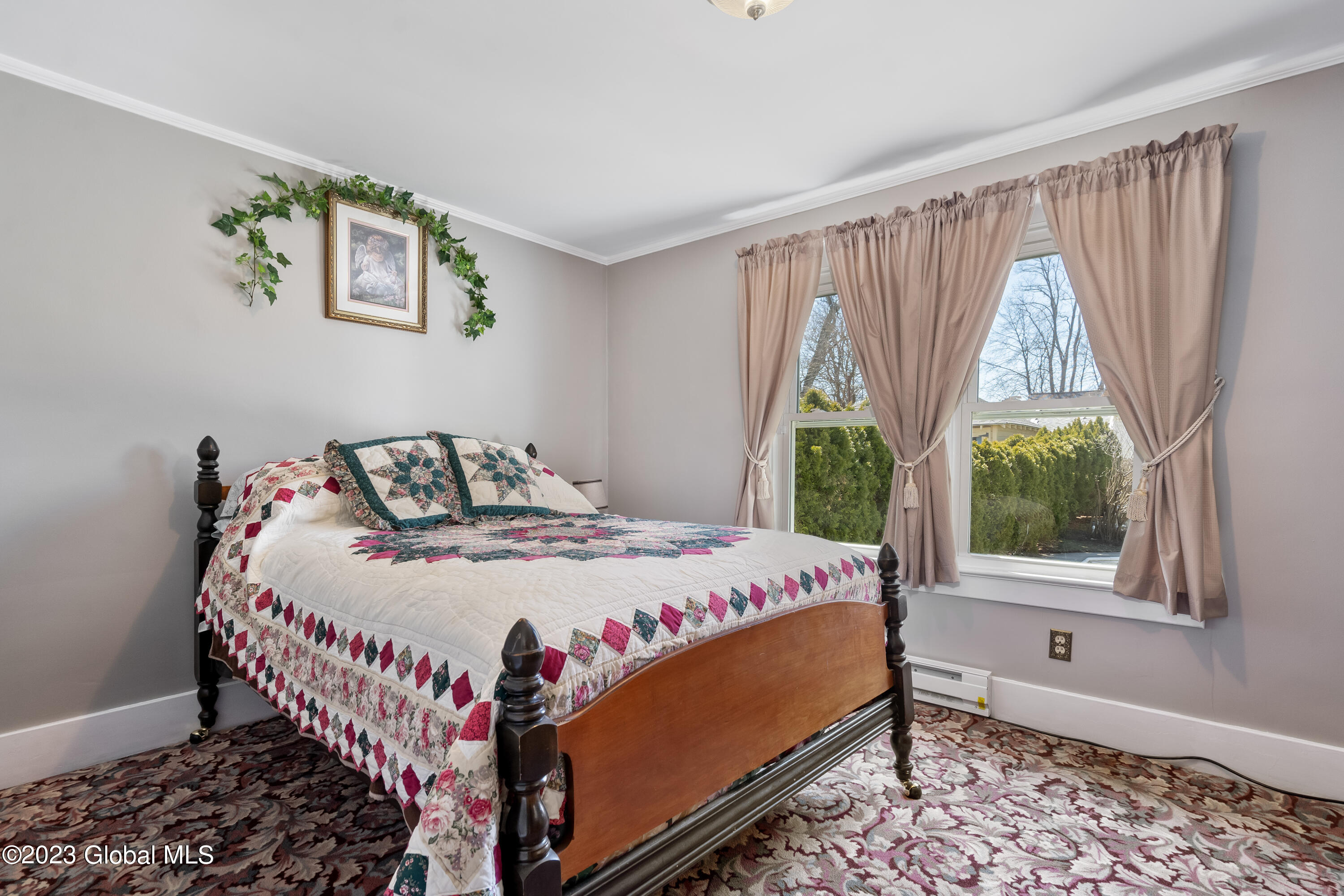 906 Vischer Avenue Rotterdam, NY 12306 - Photo 15 of 34 Interiors-14