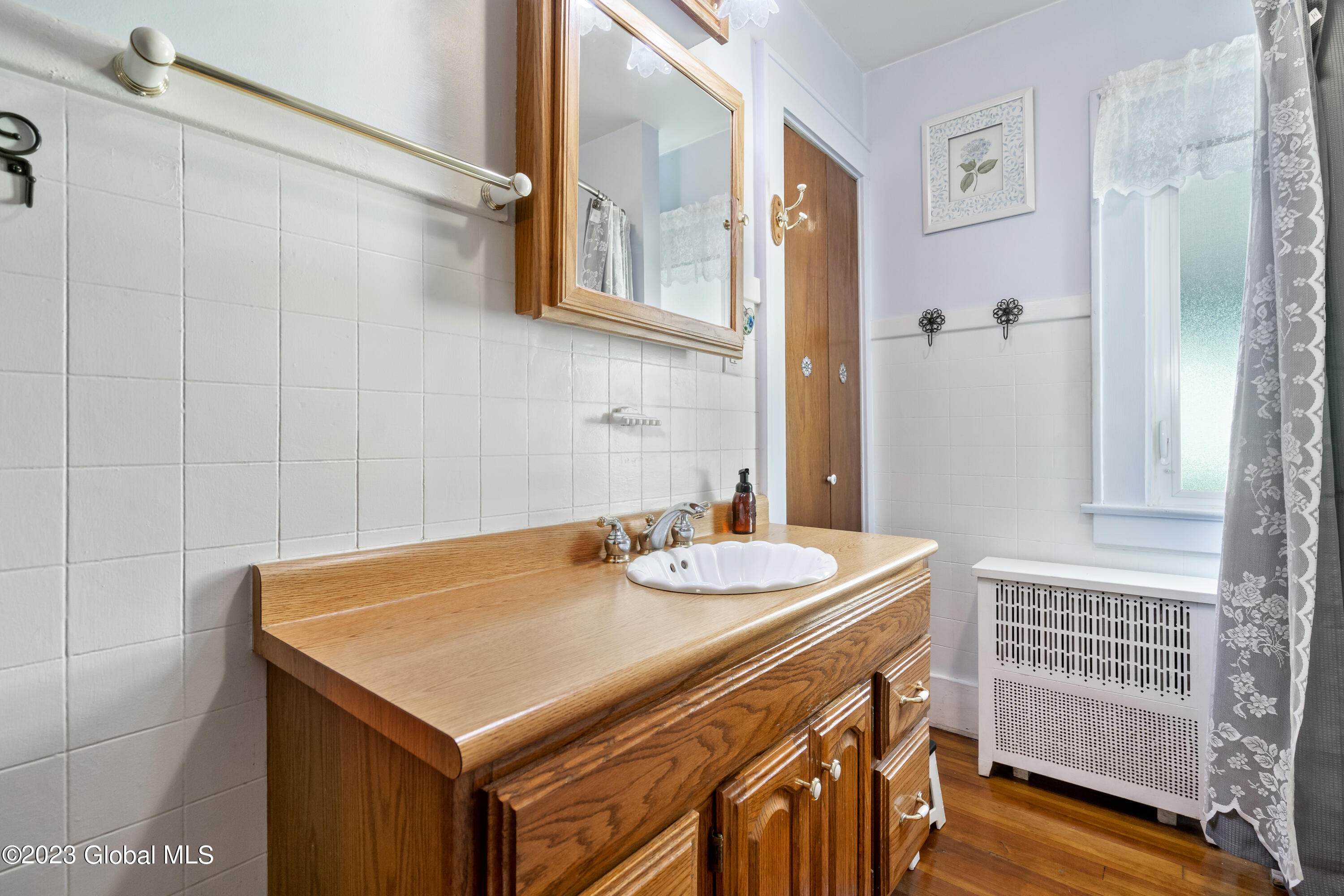 906 Vischer Avenue Rotterdam, NY 12306 - Photo 17 of 34 Interiors-10