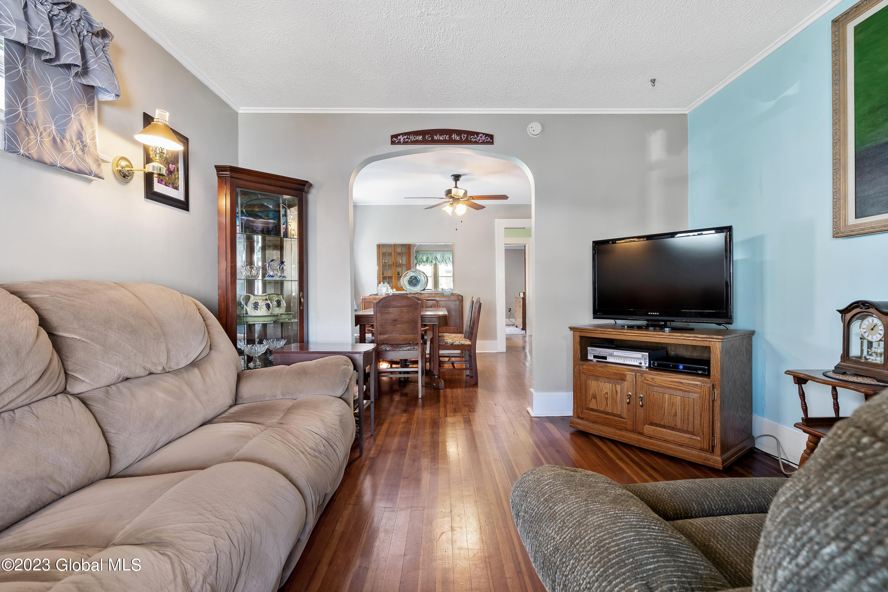 906 Vischer Avenue Rotterdam, NY 12306 - Photo 6 of 34 Interiors-3