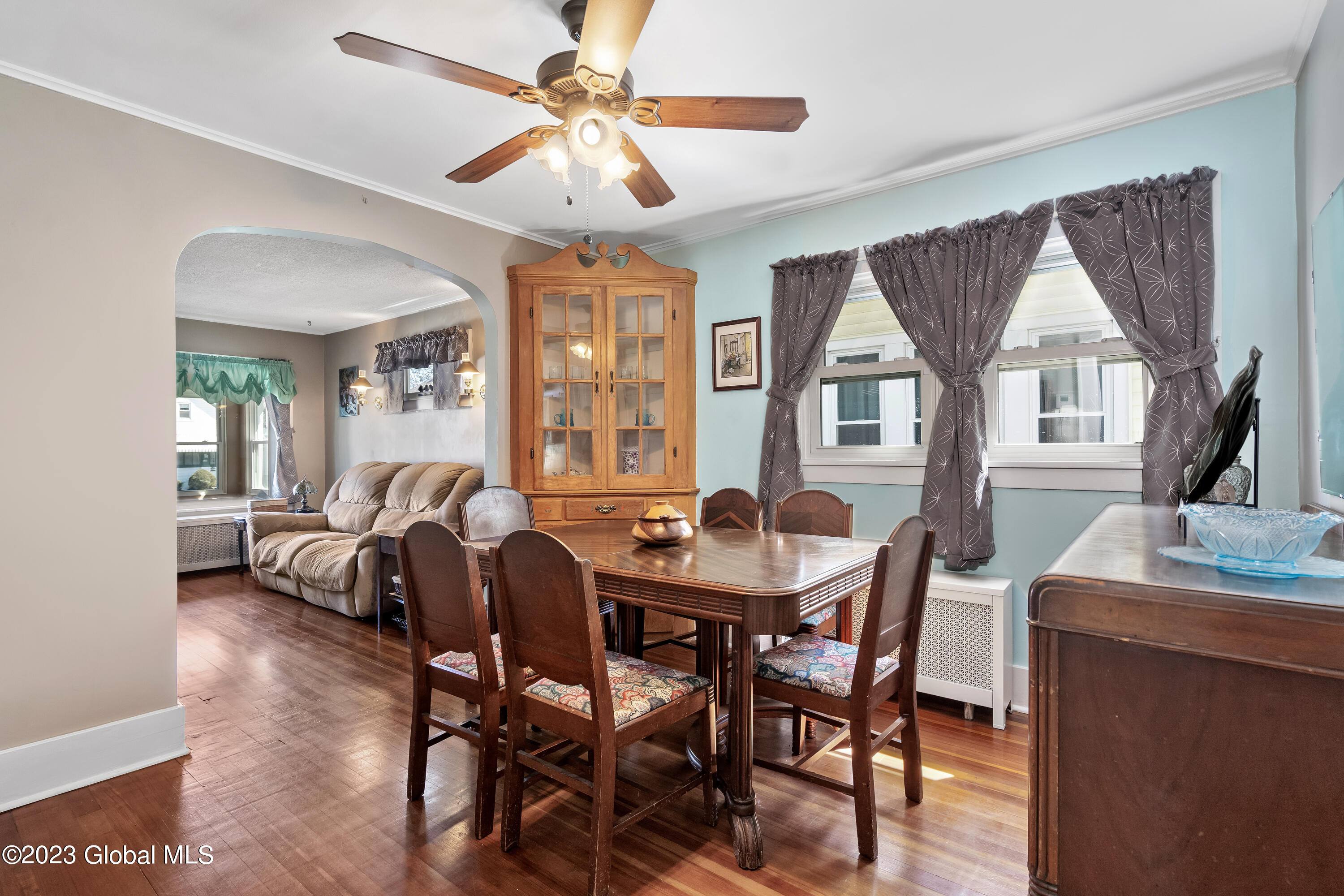 906 Vischer Avenue Rotterdam, NY 12306 - Photo 8 of 34 Interiors-8