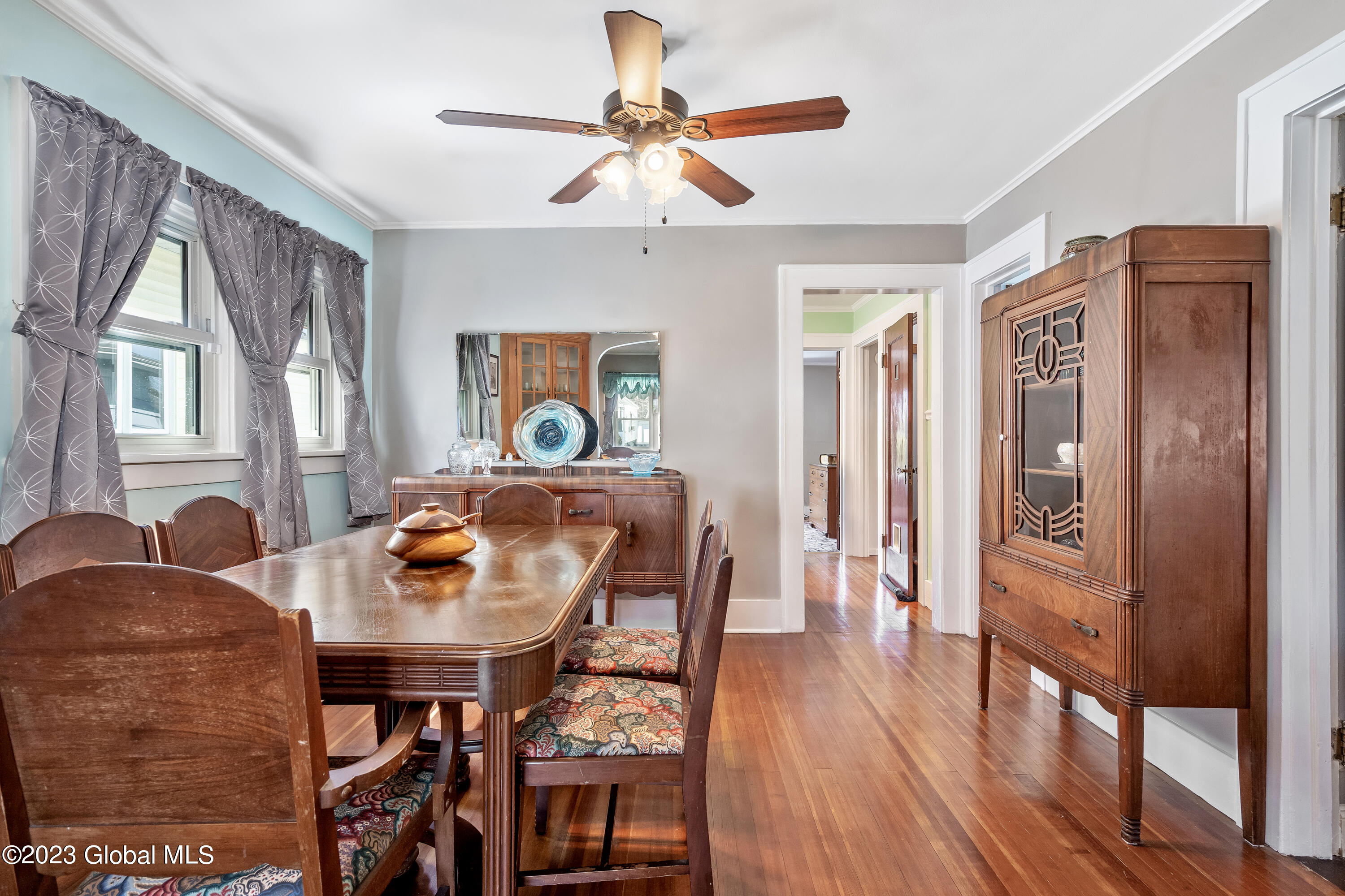906 Vischer Avenue Rotterdam, NY 12306 - Photo 9 of 34 Interiors-7 (2)