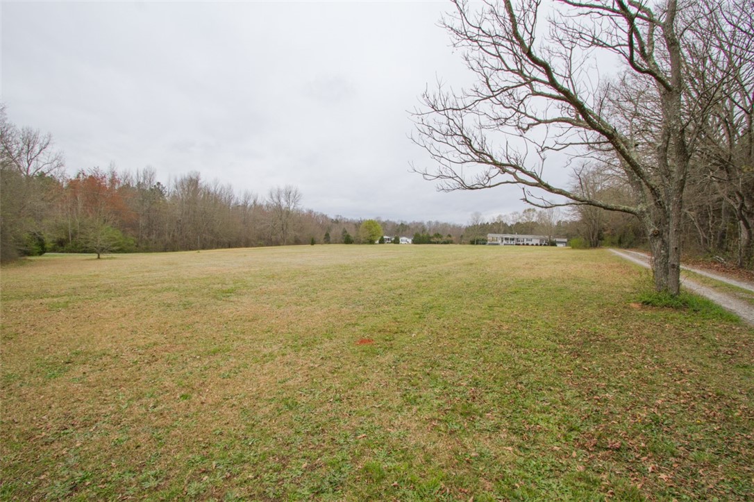 1515 Abercrombie Road Honea Path, SC 29654 - Photo 4 of 47