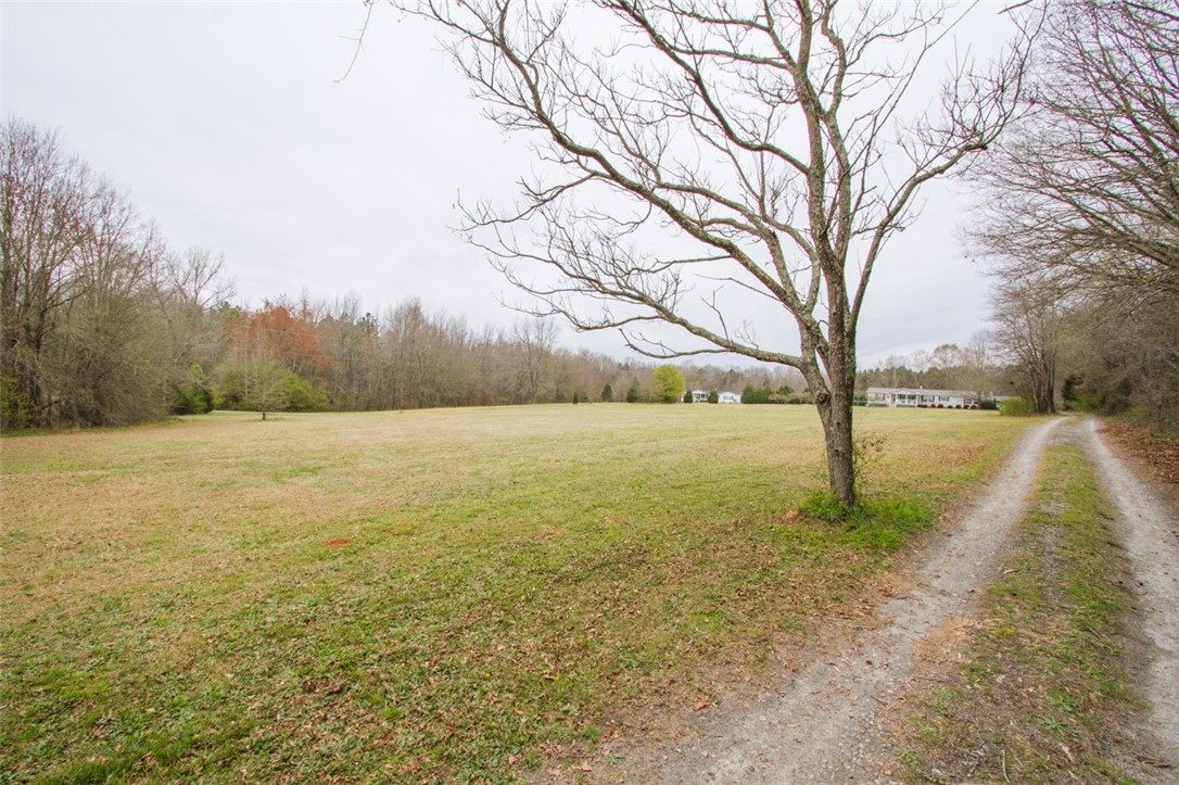 1515 Abercrombie Road Honea Path, SC 29654 - Photo 5 of 47