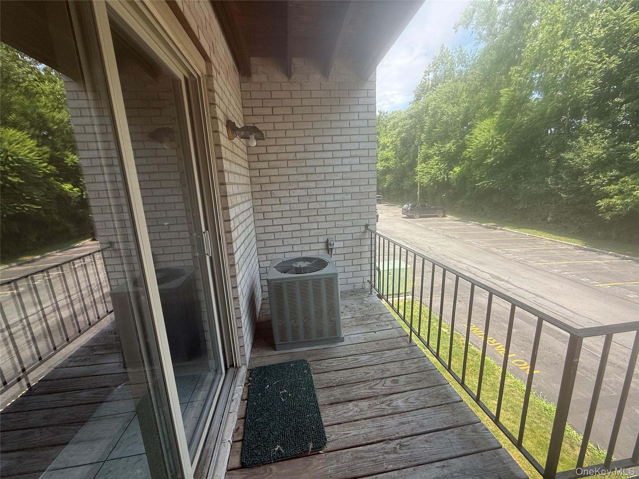 26 Cooper Road, Unit 811 Poughkeepsie, NY 12603 - Photo 30 of 35