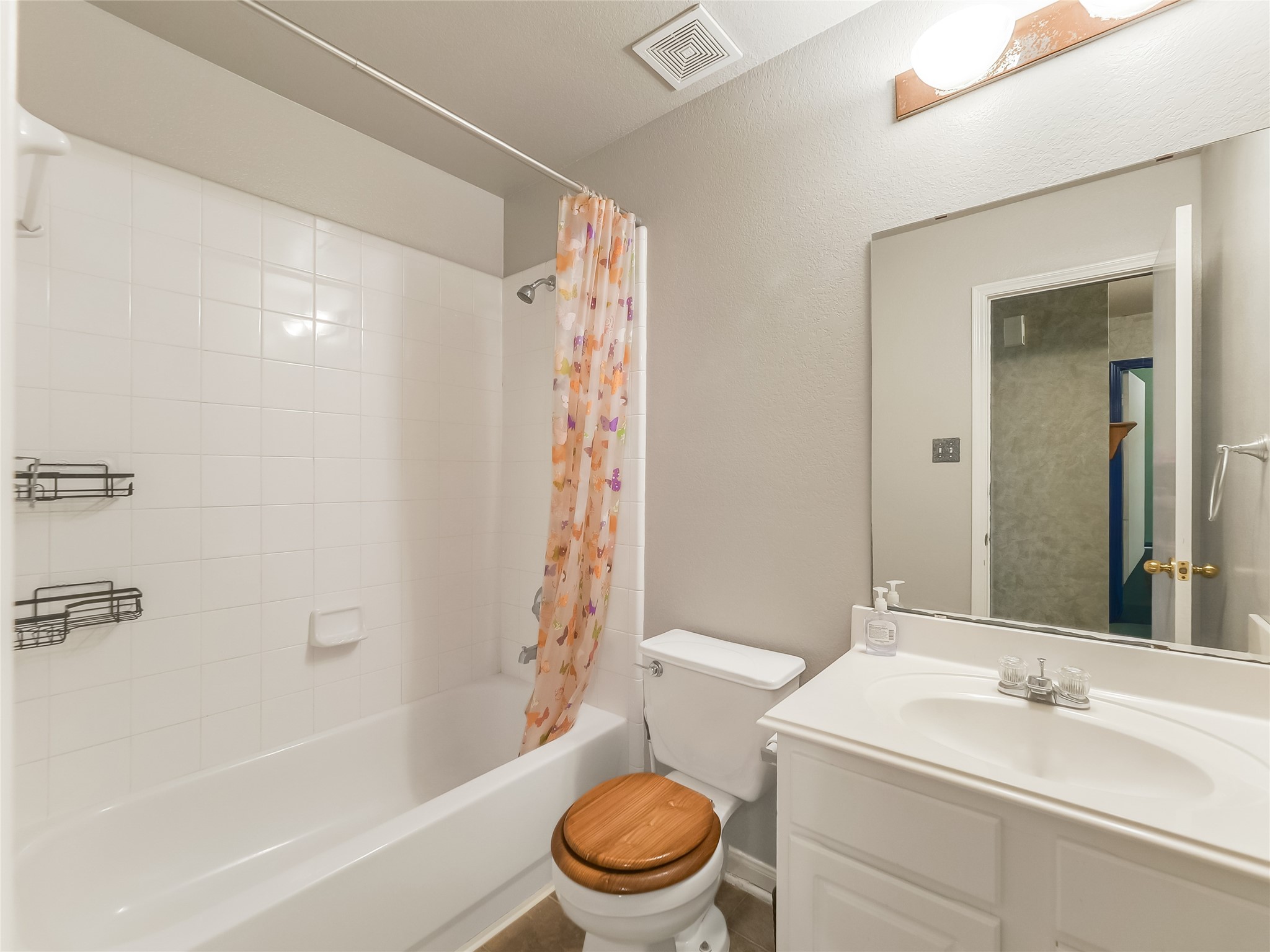 20911 Harvest Terrace Lane Spring, TX 77379 - Photo 17 of 27 Bathroom 1