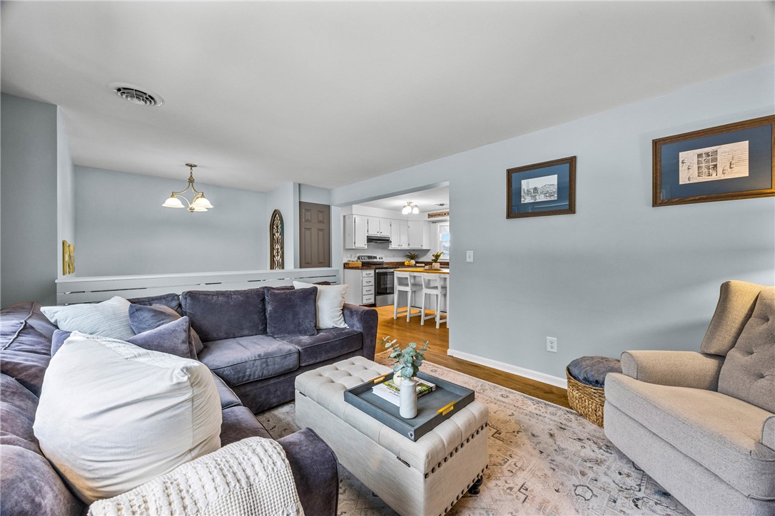 1301 Martin Road Henrietta, NY 14543 - Photo 6 of 32